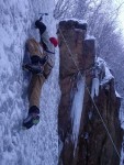 Jizersk ledopdy: Zimn Horokola CK Kl - Lezen ledopd, Leton zima ledoborcm peje a ledopdy natkaj do krsnch rozmr.... - fotografie 53