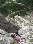 Passo Falzarego 2010, Pardn poas, ideln vyladn forma a lezen veho druhu. Tenikou byl 500 metr dlouh vstup na Prvn pil Tofany.... - fotografie 13