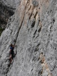 Passo Falzarego 2010, Pardn poas, ideln vyladn forma a lezen veho druhu. Tenikou byl 500 metr dlouh vstup na Prvn pil Tofany.... - fotografie 76
