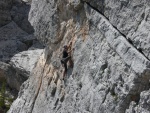Passo Falzarego 2010, Pardn poas, ideln vyladn forma a lezen veho druhu. Tenikou byl 500 metr dlouh vstup na Prvn pil Tofany.... - fotografie 90