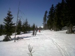 Základní kurz skialpinismu 16.-18.3.2012, Parádní jarní počásko, tvrdý firn a čistě chlapská parta. K tomu vyvrcholení na Sněžce a bezva náladička. Prostě se to vydařilo. - fotografie 11