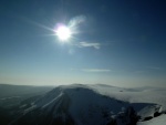 Základní kurz skialpinismu 16.-18.3.2012, Parádní jarní počásko, tvrdý firn a čistě chlapská parta. K tomu vyvrcholení na Sněžce a bezva náladička. Prostě se to vydařilo. - fotografie 41