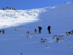 SKIALPINISTICKÝ PŘECHOD KRKONOŠ PŘES SNĚŽKU, Skialpinistická Krkonošská Haute route tentokrát nabídla fantastické počasí, 4 nádherné túry, cca 4.000 výškových metrů a 75 km na délku. A pohostinnost všech navštívených míst přispěla k super náladě - fotografie 25
