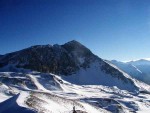 VRCHOLY TUXSKÝCH ALP na skialpech, Totální nedostatek sněhu v Tuxských Alpách a v okolí Weidener Hütte a navíc čerstvá nadílka sněhu v Lungau nás zavedli do samotného srdce Nízkých Taur. A počasí se opět vydařilo... - fotografie 33