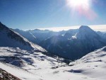 VRCHOLY TUXSKÝCH ALP na skialpech, Totální nedostatek sněhu v Tuxských Alpách a v okolí Weidener Hütte a navíc čerstvá nadílka sněhu v Lungau nás zavedli do samotného srdce Nízkých Taur. A počasí se opět vydařilo... - fotografie 34