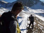 VRCHOLY TUXSKÝCH ALP na skialpech, Totální nedostatek sněhu v Tuxských Alpách a v okolí Weidener Hütte a navíc čerstvá nadílka sněhu v Lungau nás zavedli do samotného srdce Nízkých Taur. A počasí se opět vydařilo... - fotografie 39