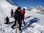 VRCHOLY TUXSKÝCH ALP na skialpech, Totální nedostatek sněhu v Tuxských Alpách a v okolí Weidener Hütte a navíc čerstvá nadílka sněhu v Lungau nás zavedli do samotného srdce Nízkých Taur. A počasí se opět vydařilo... - fotografie 42