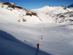 VRCHOLY TUXSKÝCH ALP na skialpech, Totální nedostatek sněhu v Tuxských Alpách a v okolí Weidener Hütte a navíc čerstvá nadílka sněhu v Lungau nás zavedli do samotného srdce Nízkých Taur. A počasí se opět vydařilo... - fotografie 47