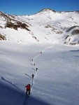 VRCHOLY TUXSKÝCH ALP na skialpech, Totální nedostatek sněhu v Tuxských Alpách a v okolí Weidener Hütte a navíc čerstvá nadílka sněhu v Lungau nás zavedli do samotného srdce Nízkých Taur. A počasí se opět vydařilo... - fotografie 48