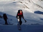 VRCHOLY TUXSKÝCH ALP na skialpech, Totální nedostatek sněhu v Tuxských Alpách a v okolí Weidener Hütte a navíc čerstvá nadílka sněhu v Lungau nás zavedli do samotného srdce Nízkých Taur. A počasí se opět vydařilo... - fotografie 56
