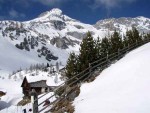VRCHOLY TUXSKÝCH ALP na skialpech, Totální nedostatek sněhu v Tuxských Alpách a v okolí Weidener Hütte a navíc čerstvá nadílka sněhu v Lungau nás zavedli do samotného srdce Nízkých Taur. A počasí se opět vydařilo... - fotografie 87
