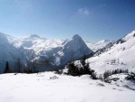 VRCHOLY TUXSKÝCH ALP na skialpech, Totální nedostatek sněhu v Tuxských Alpách a v okolí Weidener Hütte a navíc čerstvá nadílka sněhu v Lungau nás zavedli do samotného srdce Nízkých Taur. A počasí se opět vydařilo... - fotografie 92