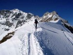 VRCHOLY TUXSKÝCH ALP na skialpech, Totální nedostatek sněhu v Tuxských Alpách a v okolí Weidener Hütte a navíc čerstvá nadílka sněhu v Lungau nás zavedli do samotného srdce Nízkých Taur. A počasí se opět vydařilo... - fotografie 108