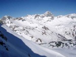 VRCHOLY TUXSKÝCH ALP na skialpech, Totální nedostatek sněhu v Tuxských Alpách a v okolí Weidener Hütte a navíc čerstvá nadílka sněhu v Lungau nás zavedli do samotného srdce Nízkých Taur. A počasí se opět vydařilo... - fotografie 111
