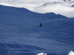 VRCHOLY TUXSKÝCH ALP na skialpech, Totální nedostatek sněhu v Tuxských Alpách a v okolí Weidener Hütte a navíc čerstvá nadílka sněhu v Lungau nás zavedli do samotného srdce Nízkých Taur. A počasí se opět vydařilo... - fotografie 117