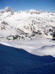 VRCHOLY TUXSKÝCH ALP na skialpech, Totální nedostatek sněhu v Tuxských Alpách a v okolí Weidener Hütte a navíc čerstvá nadílka sněhu v Lungau nás zavedli do samotného srdce Nízkých Taur. A počasí se opět vydařilo... - fotografie 118
