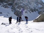 SKIALP ARENA NÍZKÉ TAURY, Tentokrát jsme se vrátili do Nízkych Taur, kde na nás čekalo fantastické počasí a dostatek sněhu. Odměnou byly překrásné výhledy z vrcholů a nezapomenutelné sjezdy. A parta byla skvělá... Díky Alponoš - fotografie 29