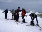 SKIALP ARENA NÍZKÉ TAURY, Tentokrát jsme se vrátili do Nízkych Taur, kde na nás čekalo fantastické počasí a dostatek sněhu. Odměnou byly překrásné výhledy z vrcholů a nezapomenutelné sjezdy. A parta byla skvělá... Díky Alponoš - fotografie 109