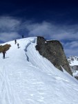 SKIALP ARENA NÍZKÉ TAURY, Tentokrát jsme se vrátili do Nízkych Taur, kde na nás čekalo fantastické počasí a dostatek sněhu. Odměnou byly překrásné výhledy z vrcholů a nezapomenutelné sjezdy. A parta byla skvělá... Díky Alponoš - fotografie 159