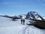 SKIALP ARENA NÍZKÉ TAURY, Tentokrát jsme se vrátili do Nízkych Taur, kde na nás čekalo fantastické počasí a dostatek sněhu. Odměnou byly překrásné výhledy z vrcholů a nezapomenutelné sjezdy. A parta byla skvělá... Díky Alponoš - fotografie 185